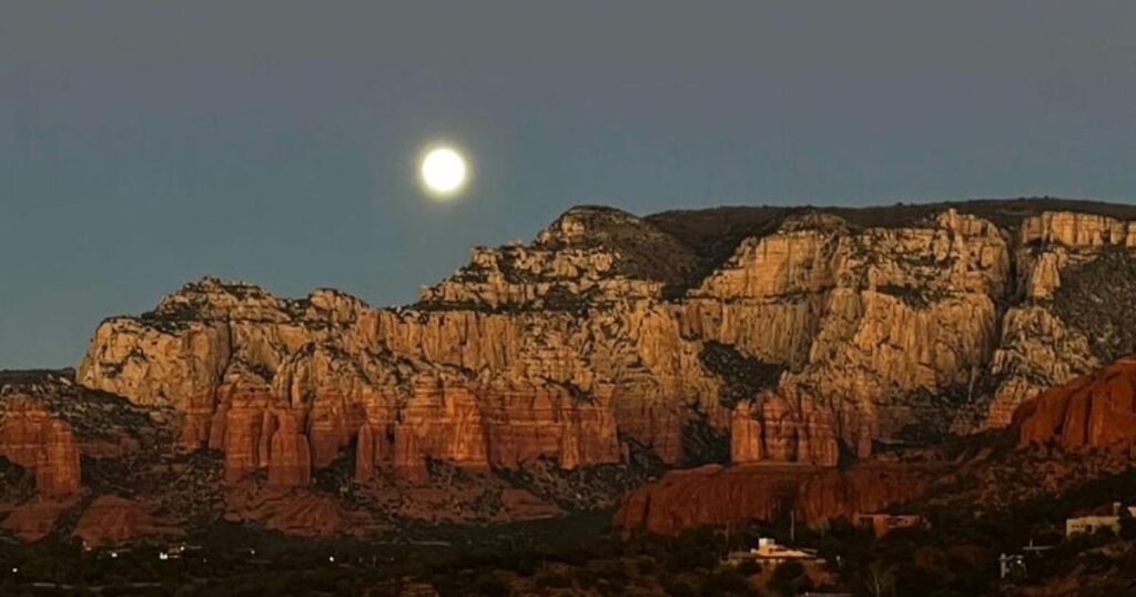 Things to Do in Sedona at Night: Stargazing, Night Tours and Scenic Evenings