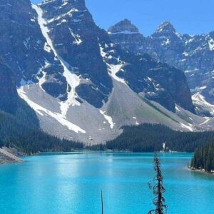 How to Get to Moraine Lake: Ultimate Travel Guide