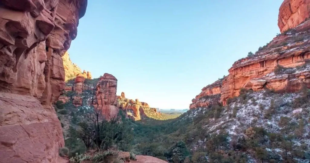 Birthing Cave Sedona: Trail Tips and Views in 2026 Map