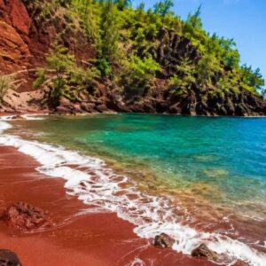 Red Sand Beach Maui: The Complete Guide to Kaihalulu Beach